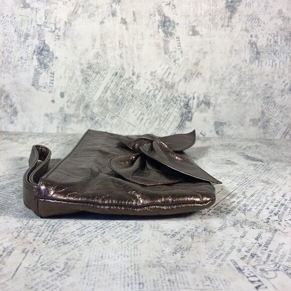 HOBO  Bronze bow top zip wristlet - Picture 6 of 11